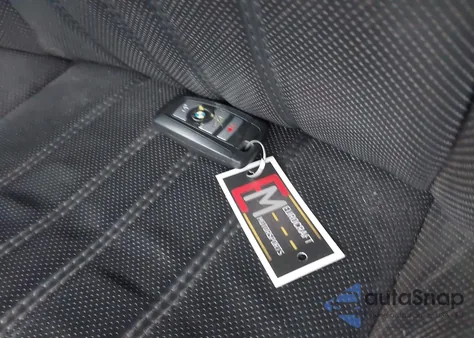 2013 BMW M5 from USA, damaged, VIN WBSFV9C52DC773301